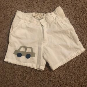 Lourdes kidswear shorts from Spain unisex sz 4T.
